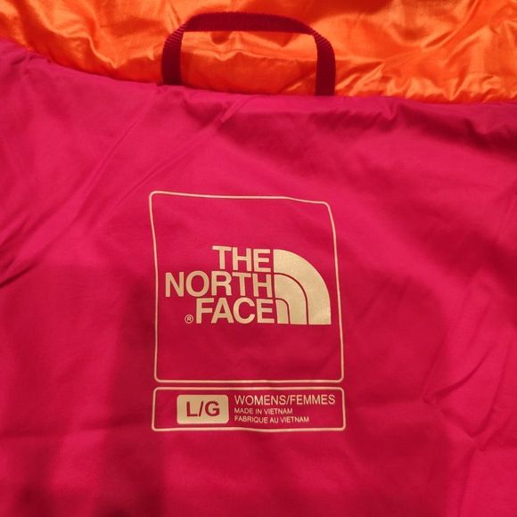 The North Face womens flash dry polyester puffer jacket. Size L - Picture 7 of 7